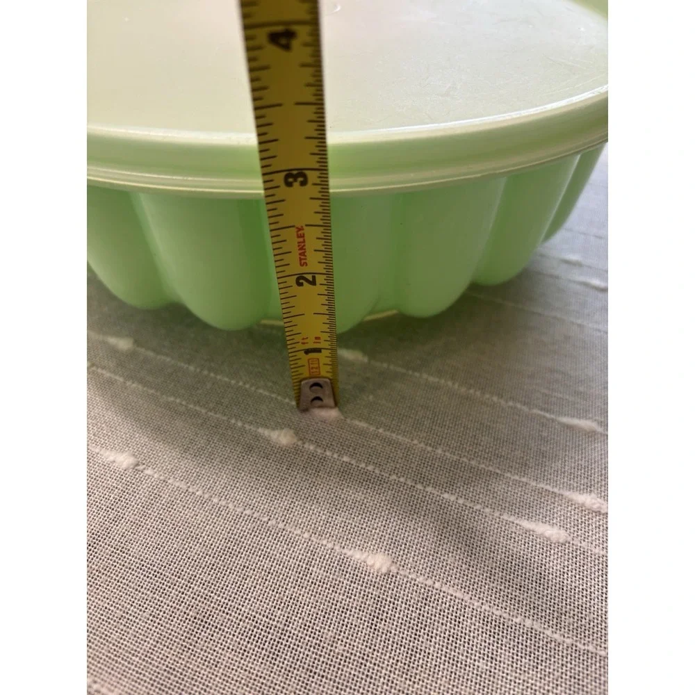 Vintage Tupperware Jello Gelatin Ice Mold Mint Green - Three pieces - Complete